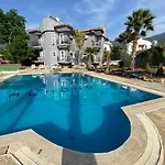 Greenway Hotell *