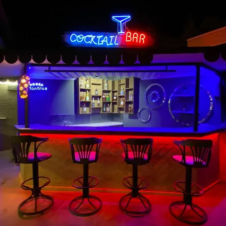 Greenway Szálloda *